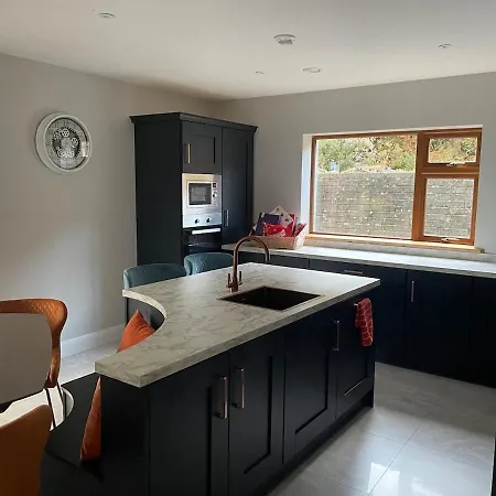 Semesterbostad Church Bray View, *